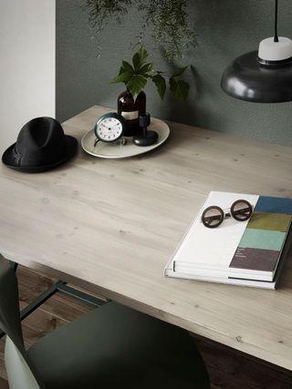 KIVA 10, nežltnúci nábytkový lak, TIKKURILA