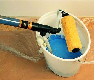 RUČNÝ MALIARSKY VALČEK HANDI-ROLLER